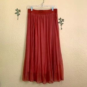 Pleated Pink Midi Skirt